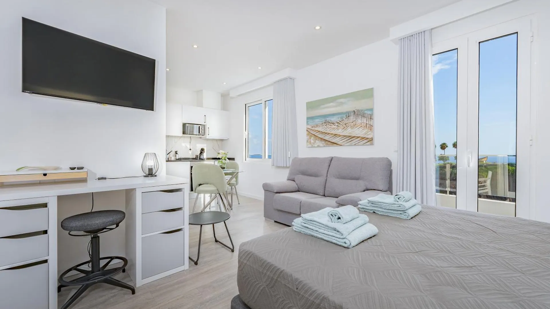 Jpl Blue Horizon Residential - Casa Blue B & C Villa Camara de Lobos Holiday home
